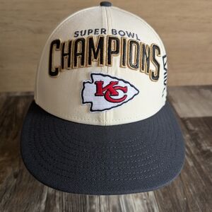 New Era Super Bowl Champions Hat - Cream and Black